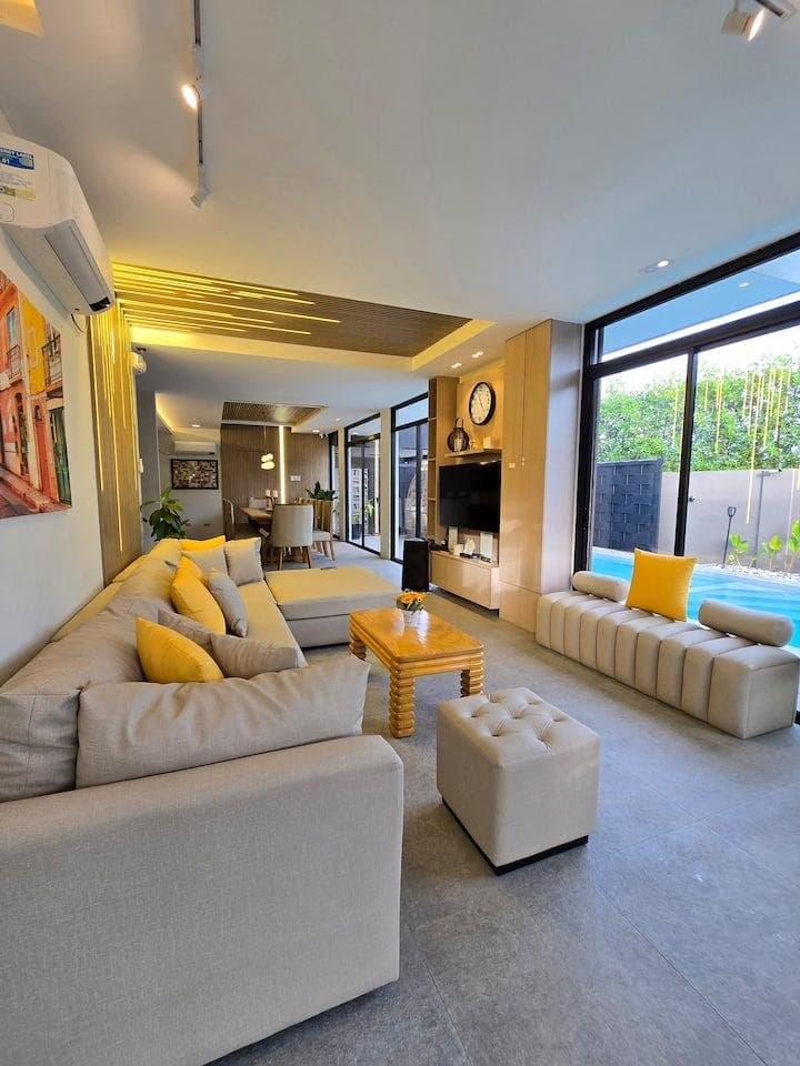 Embay House dan Private Pool